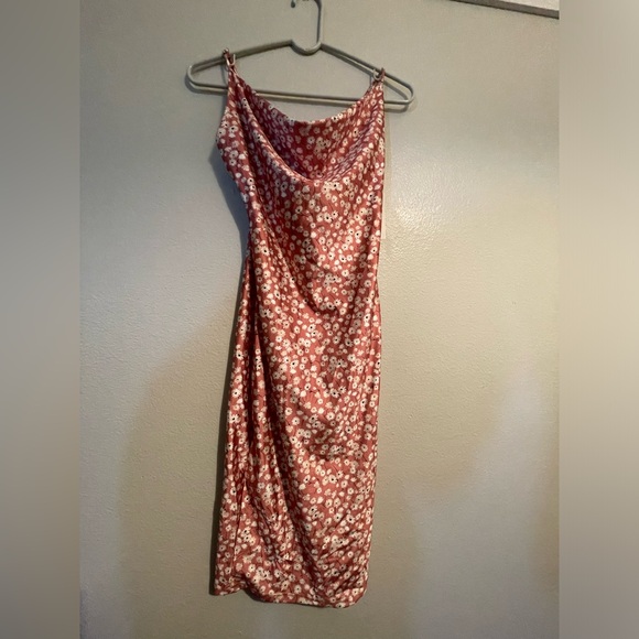 Floral silk dress - Picture 3 of 6